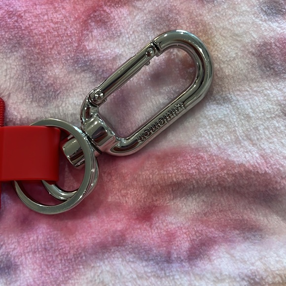 Lulu Red Lululemon Never Lost Keychain! Perfect condition! Red never lost - Picture 3 of 5